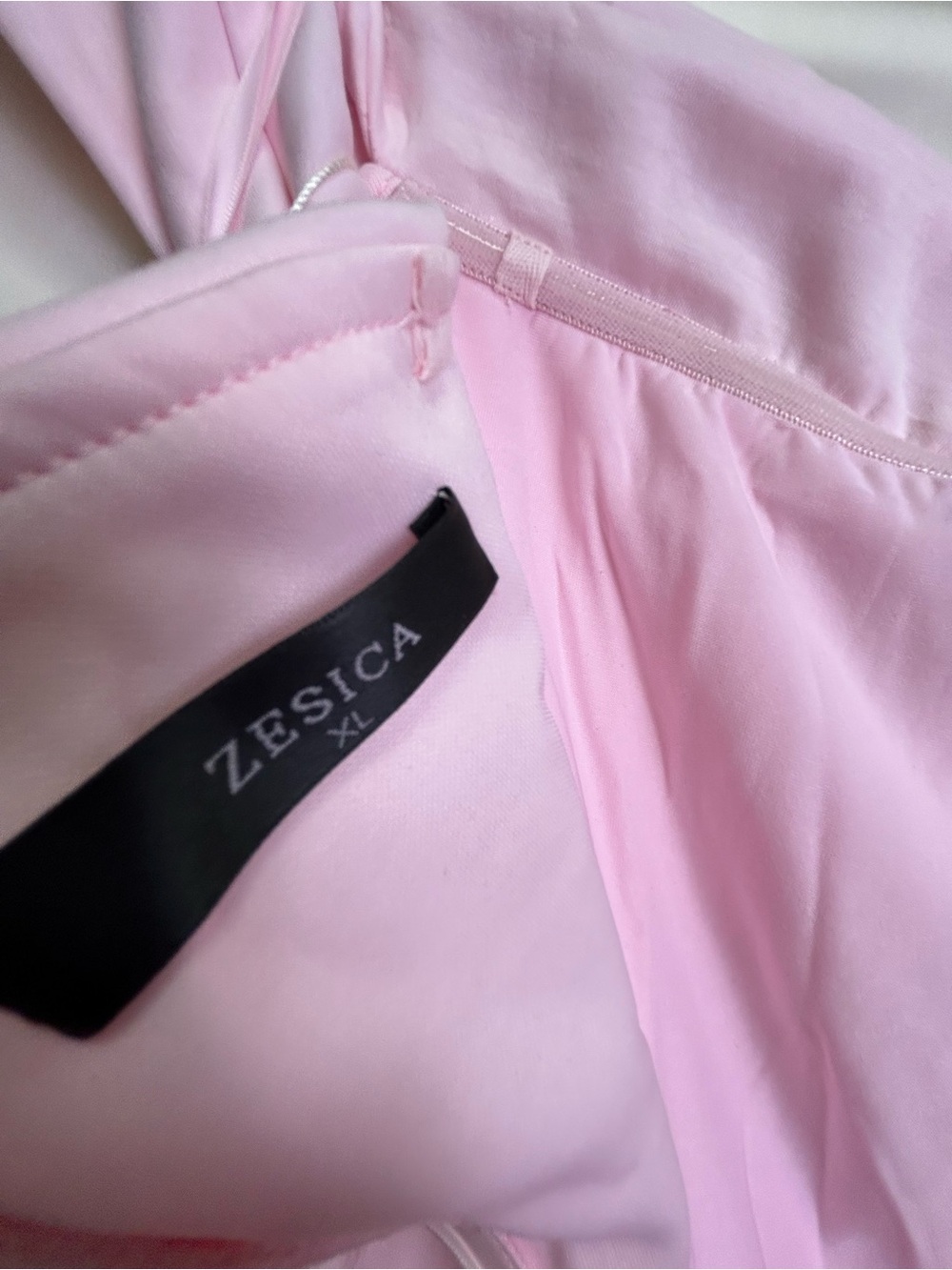 Off-Shoulder Pink Midi Dress - Picture 10 of 16